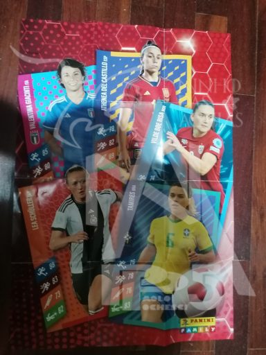 Folder - Nazionali - Anno 2023 - Raccolta Panini Family - Campionato del Mondo Femminile - (Poster 02 - Fronte)